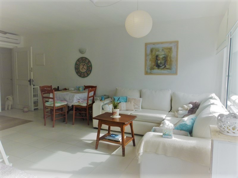 Monoambiente en venta en Península!! Todo reciclado!!